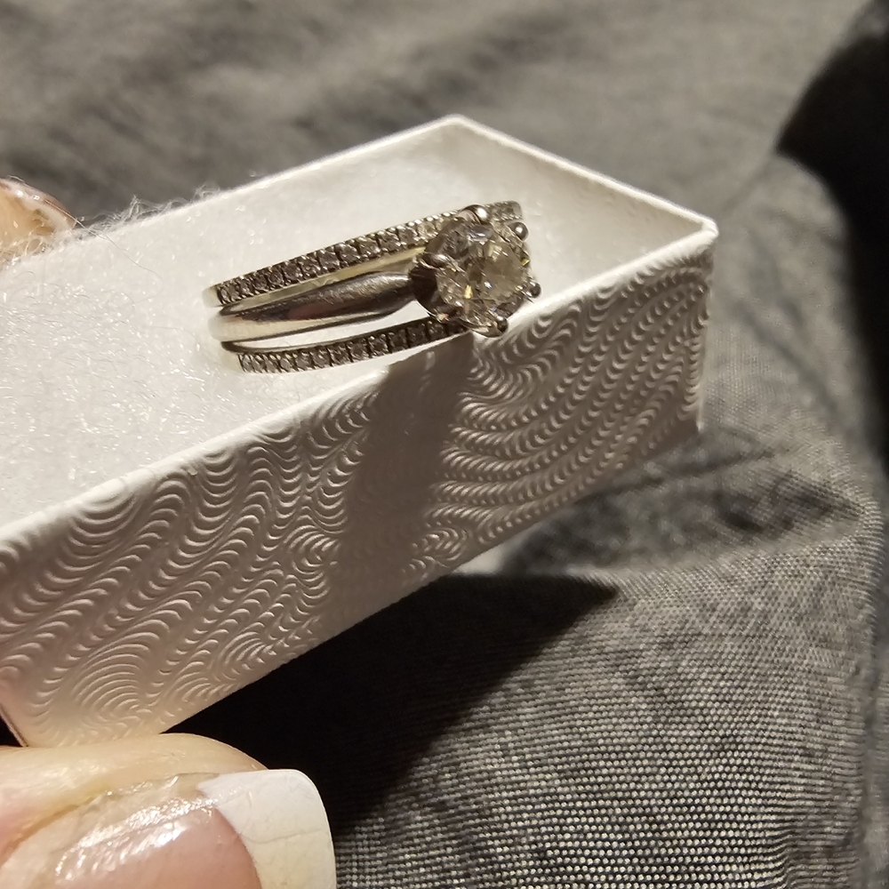 Elegant Silver Women's Ring Set